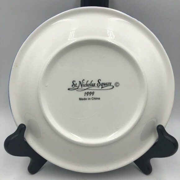 Vintage St. Nicholas Square Ceramic Set of 4 Plates 1999 Reindeer Christmas - Picture 5 of 11